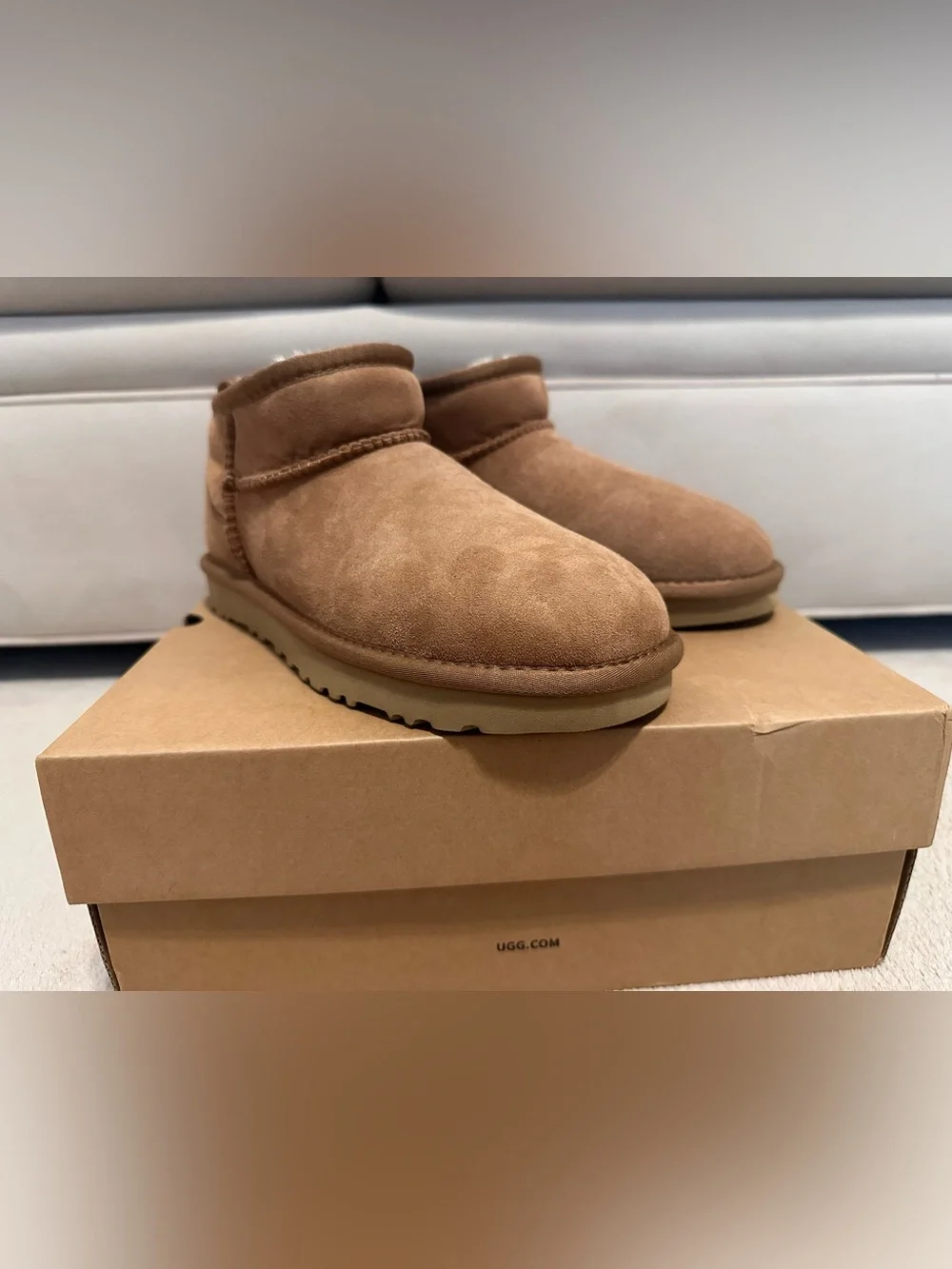 New UGG Classic Ultra Mini Boots Chestnut Size 7 in box - Picture 12 of 12